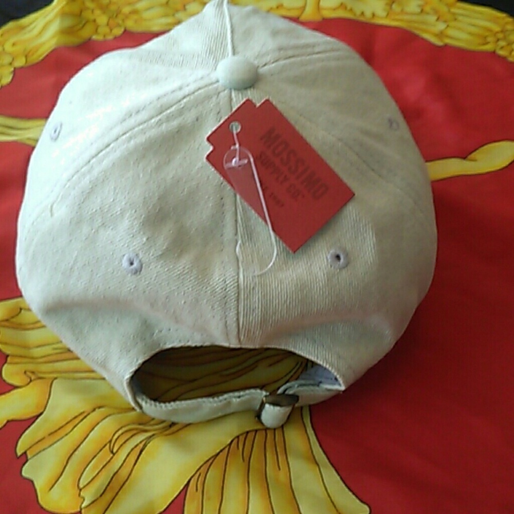 Hat - Picture 5 of 6